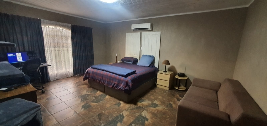 4 Bedroom Property for Sale in Rietfontein AH North West